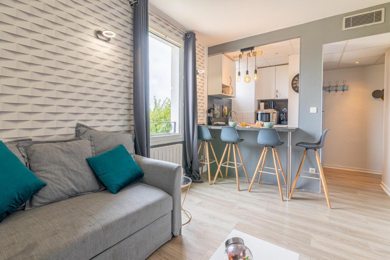 מאני-לה-הונגרה Lys - 7 Min Des Parcs Walt Disney- Parfait Pour Les Familles- Arrivee Autonome - Parking & Wifi Gratuit מראה חיצוני תמונה
